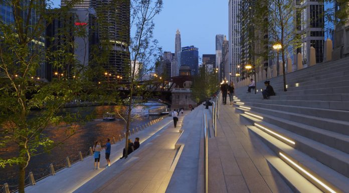 Chicago Riverwalk by Ross Barney Architects : Photo © Kate Joyce Studios