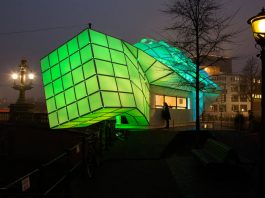 Eye_Beacon Pavilion for the Amsterdam Light by UNStudio and MDT-tex : Photo © Janus van den Eijnden