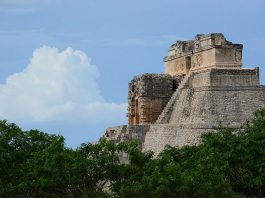 El arte y la arquitectura de Uxmal y sus sitios vecinos son testimonio de la migración de estilos de la región : Foto © Mauricio Marat, INAH