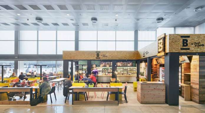 Cafetería Breadway en la T2 del Aeropuerto de Barcelona diseñada por EME Concepts : Fotografía © José Hevia