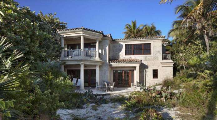 2000 S Ocean Boulevard, Manalapan, Palm Beach County, FL 33462 : Photo © Point2 Homes - www.point2homes.com