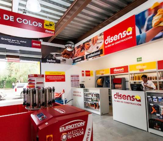 Disensa, un nuevo concepto en México de tiendas minoristas de materiales para la construcción : Fotografía © LafargeHolcim México